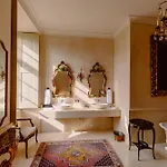 Hotel Castello Di Casalborgone, Luxury Italian Castle Casalborgone