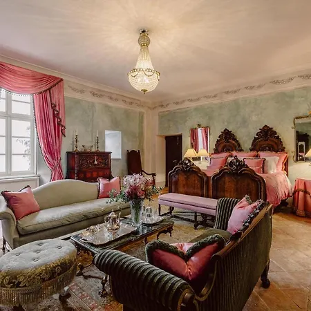 Hotel Castello Di Casalborgone, Luxury Italian Castle 5*