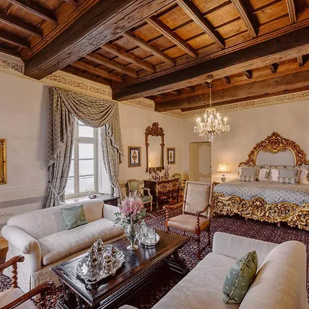 Hotel Castello Di Casalborgone, Luxury Italian Castle Casalborgone