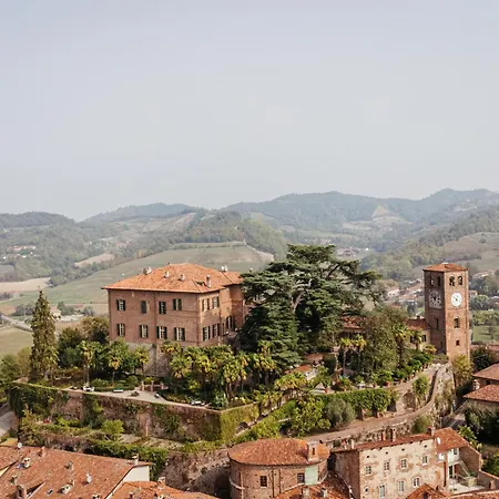 Castello Di Casalborgone, Luxury Italian Castle 5* Casalborgone
