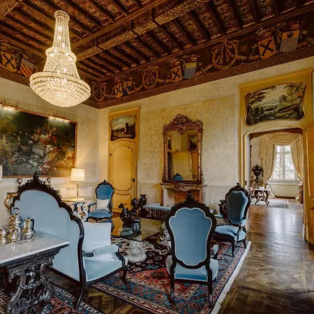 Hotell Castello Di Casalborgone, Luxury Italian Castle 5*