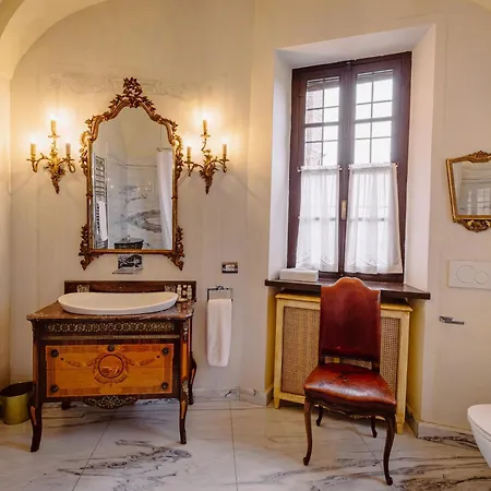 Castello Di Casalborgone, Luxury Italian Castle 5* Casalborgone