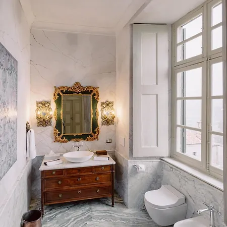 فندق Castello Di Casalborgone, Luxury Italian Castle Casalborgone