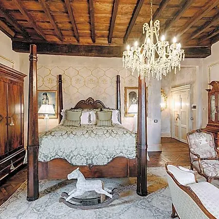 Castello Di Casalborgone, Luxury Italian Castle 호텔 카살보르고네