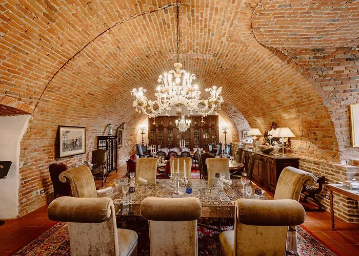 Hotel Castello Di Casalborgone, Luxury Italian Castle 5*