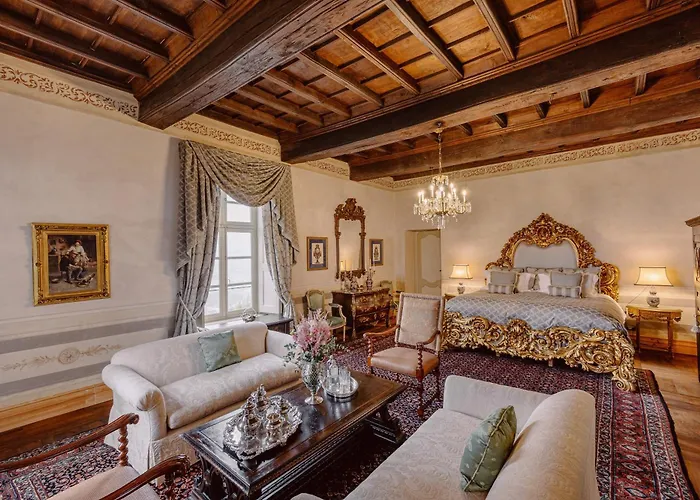 Hotell Castello Di Casalborgone, Luxury Italian Castle Casalborgone