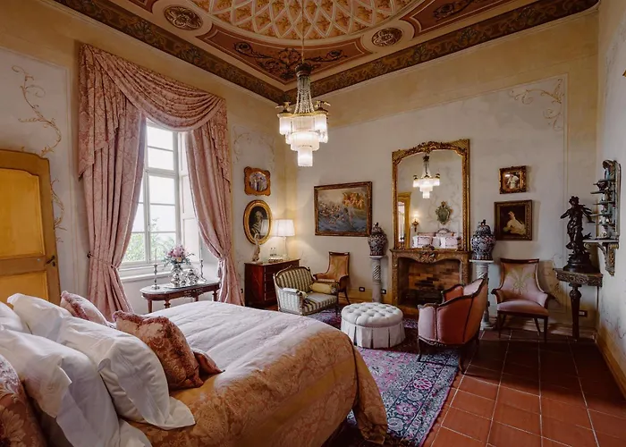 Hotell Castello Di Casalborgone, Luxury Italian Castle